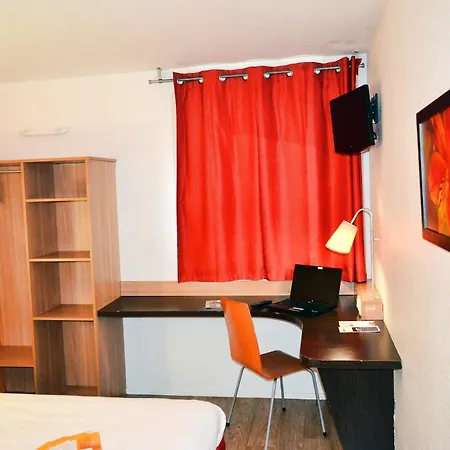 Отель Premiere Classe Paris Est Bobigny Дранси